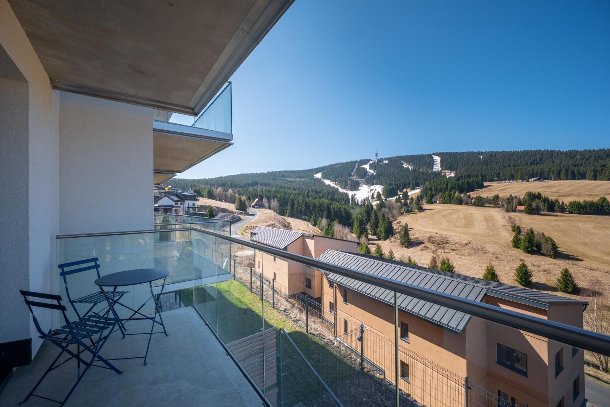 Apartmany Vista Klinovec Лоучна-под-Клиновцем Экстерьер фото